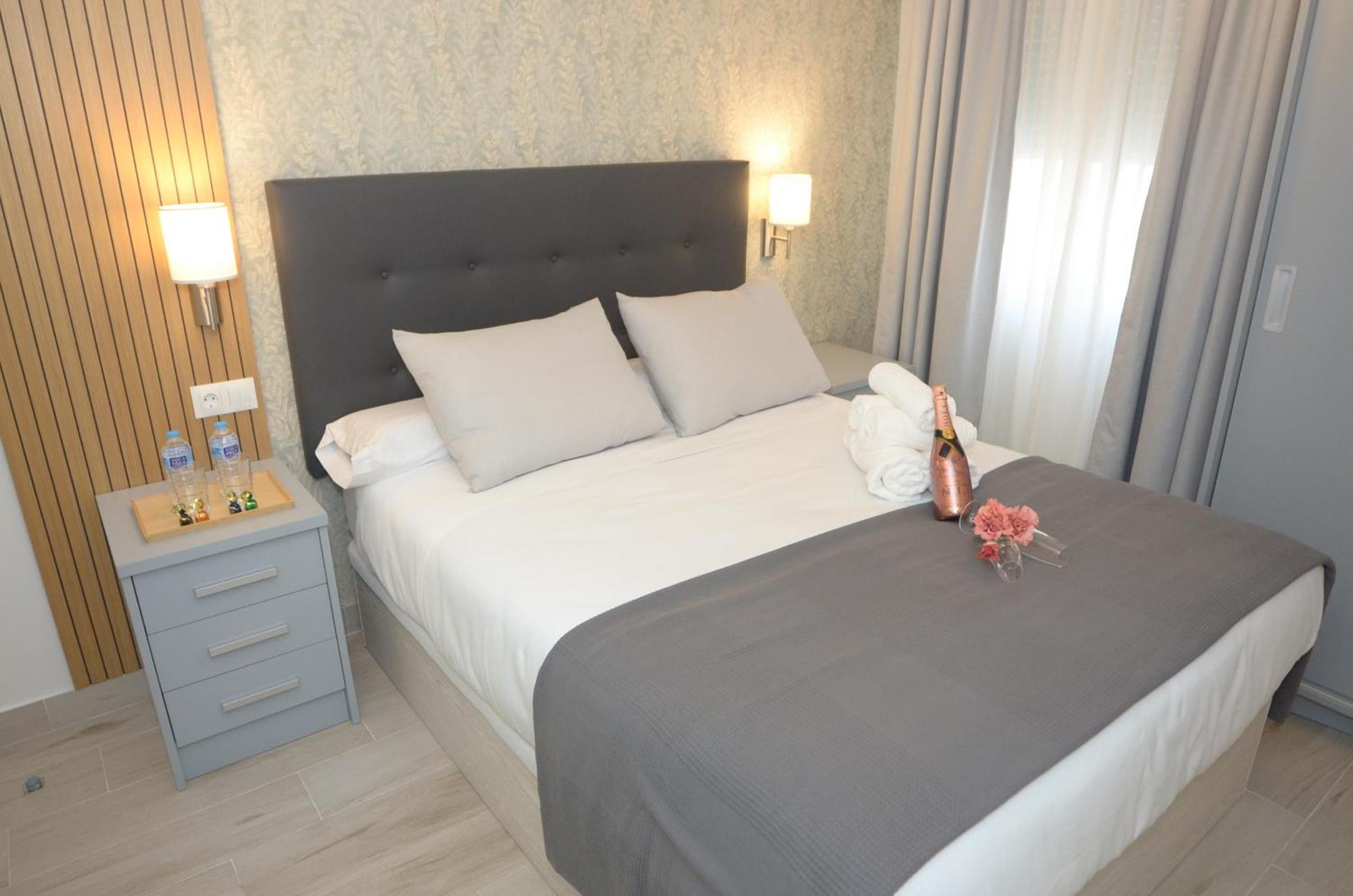 Alojamiento Beethoven Luxury Malaga Luaran gambar