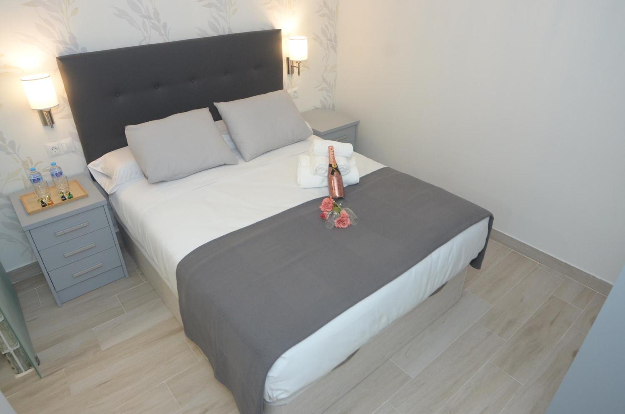 Alojamiento Beethoven Luxury Malaga Luaran gambar