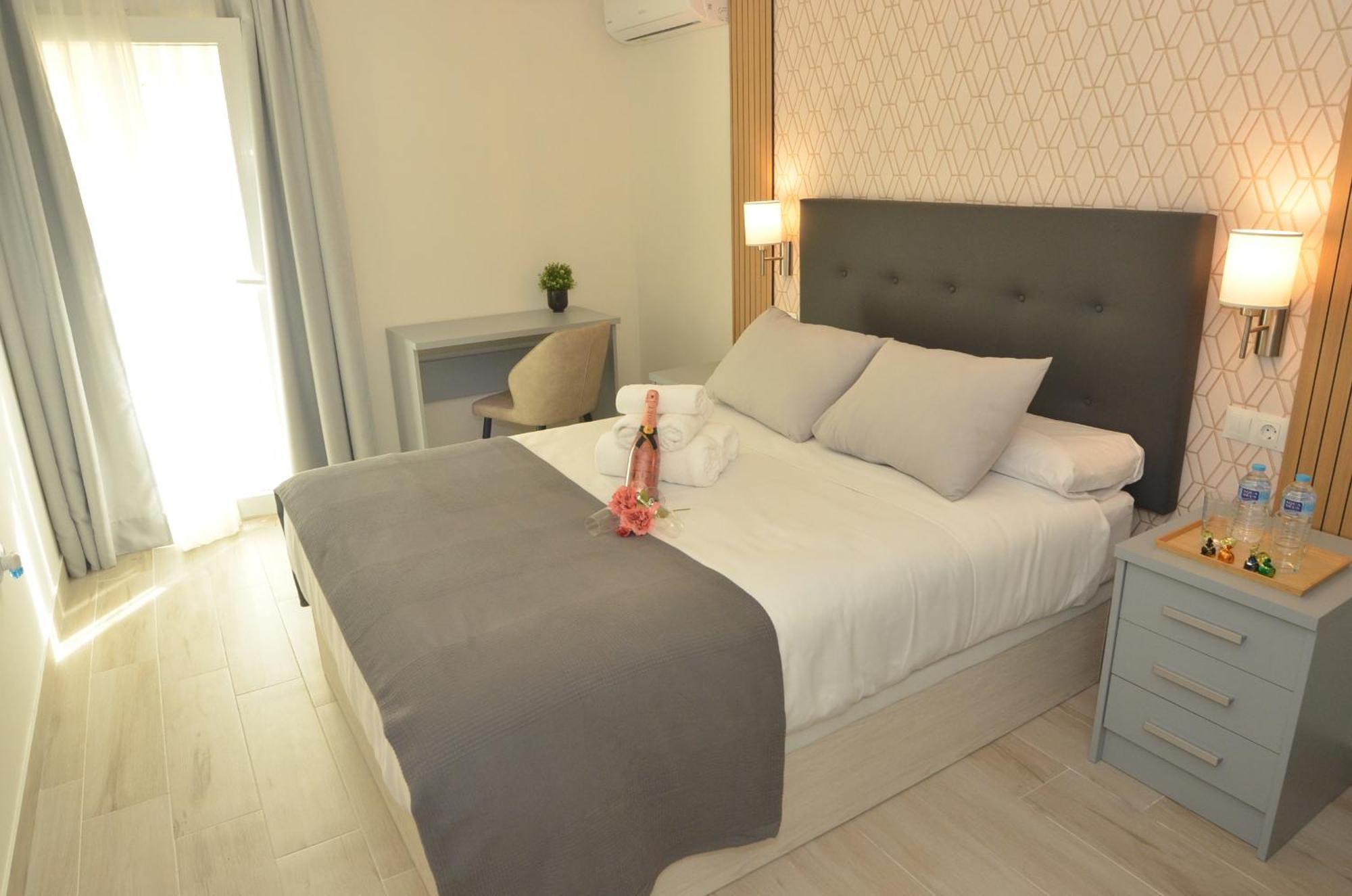 Alojamiento Beethoven Luxury Malaga Luaran gambar