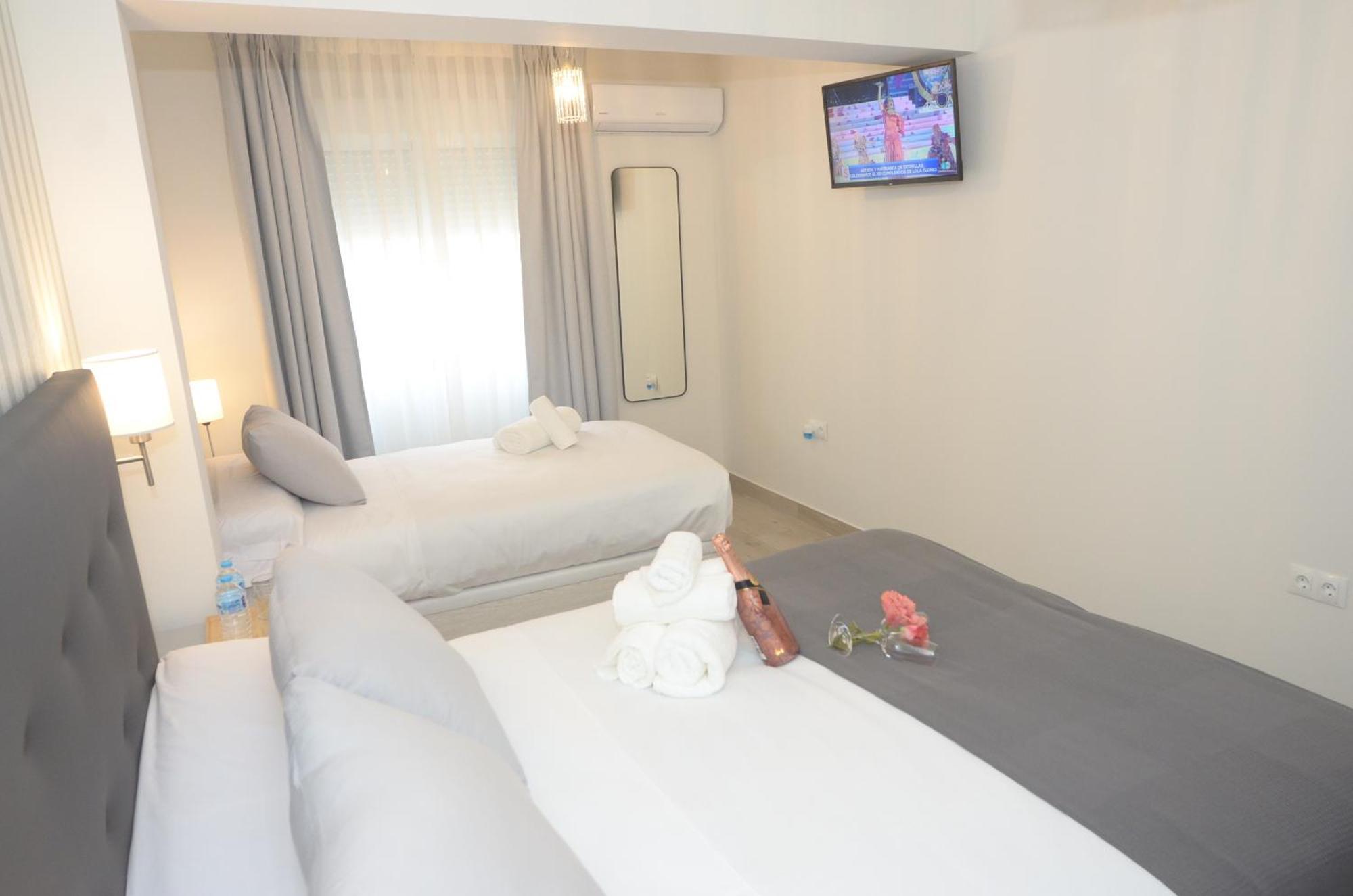 Alojamiento Beethoven Luxury Malaga Luaran gambar