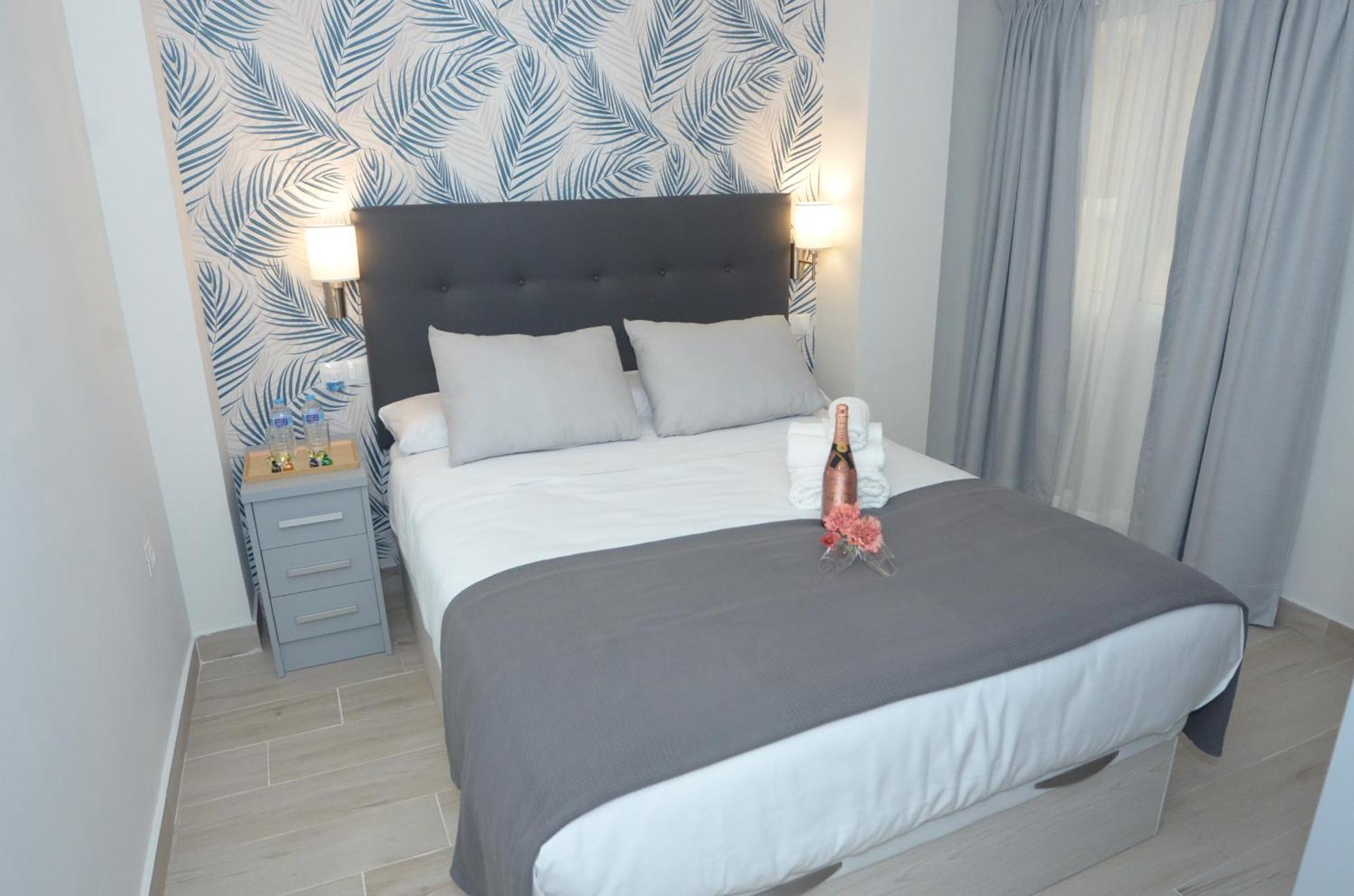 Alojamiento Beethoven Luxury Malaga Luaran gambar