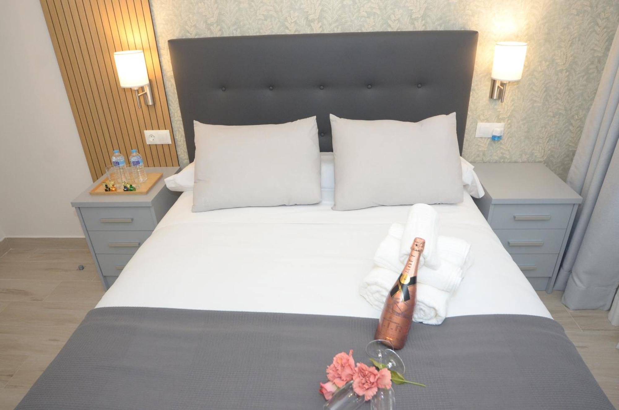Alojamiento Beethoven Luxury Malaga Luaran gambar
