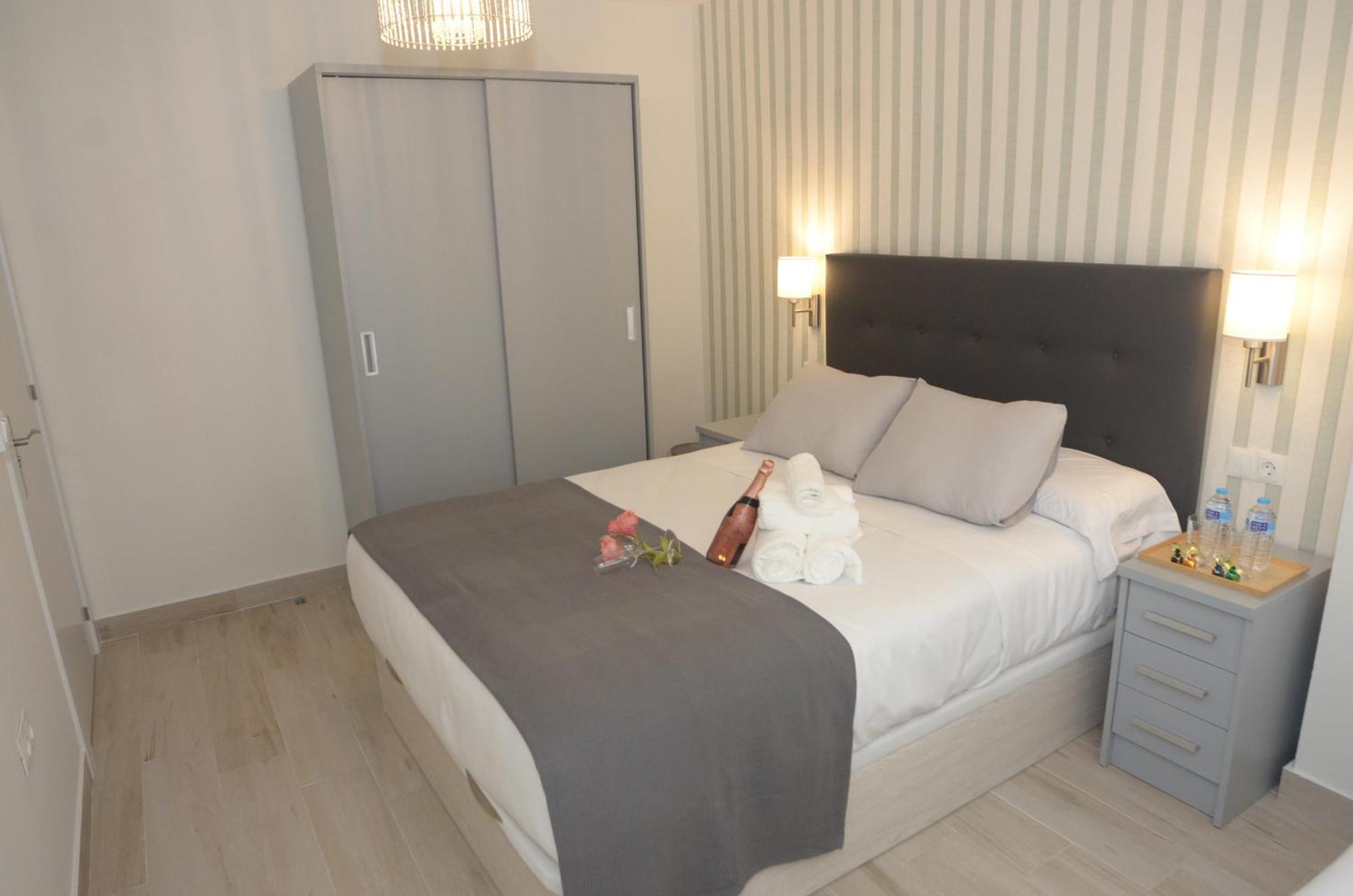 Alojamiento Beethoven Luxury Malaga Luaran gambar