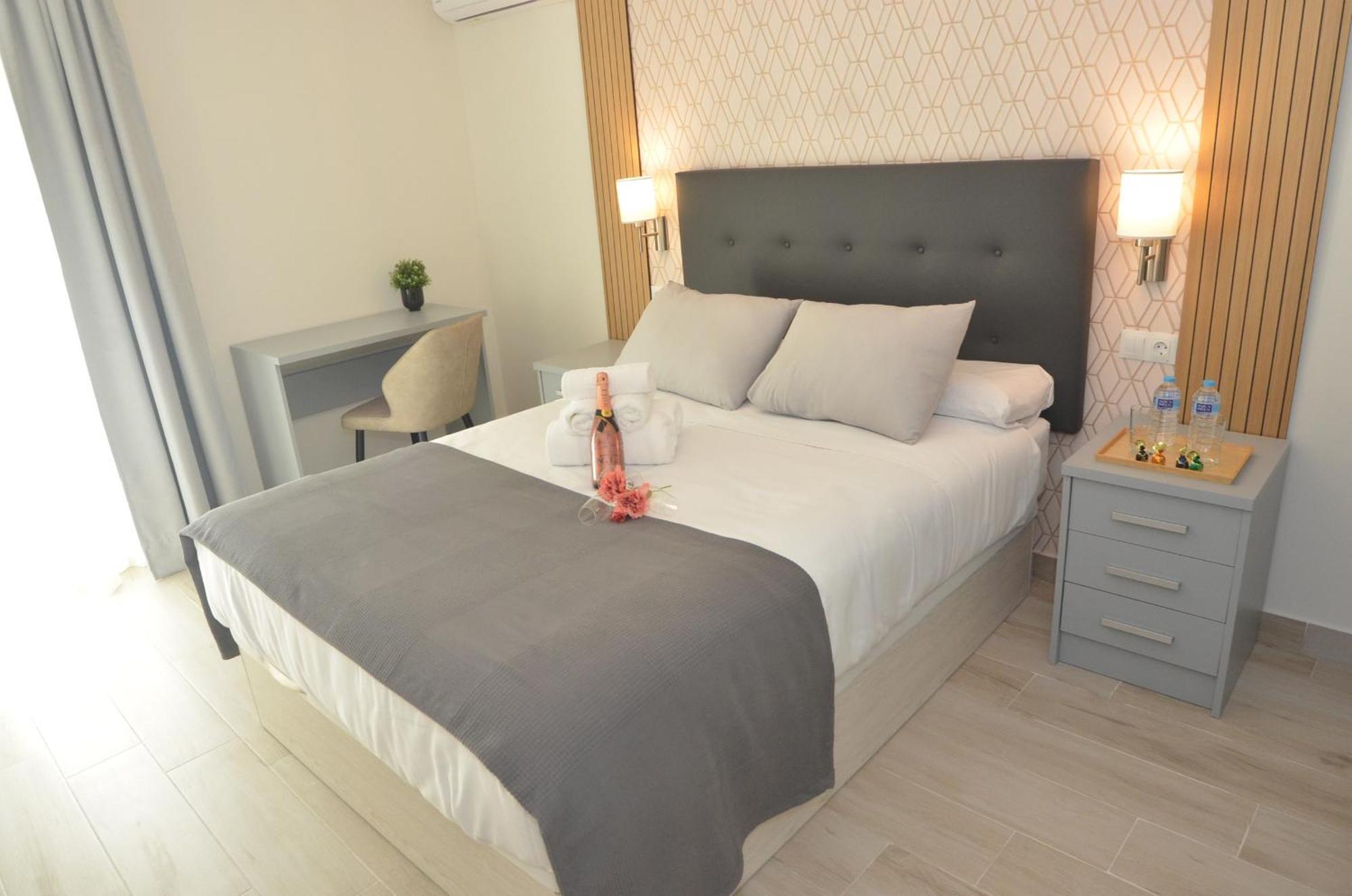 Alojamiento Beethoven Luxury Malaga Luaran gambar