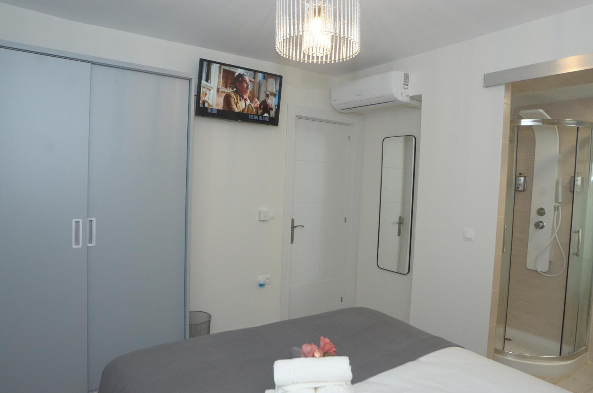 Alojamiento Beethoven Luxury Malaga Luaran gambar